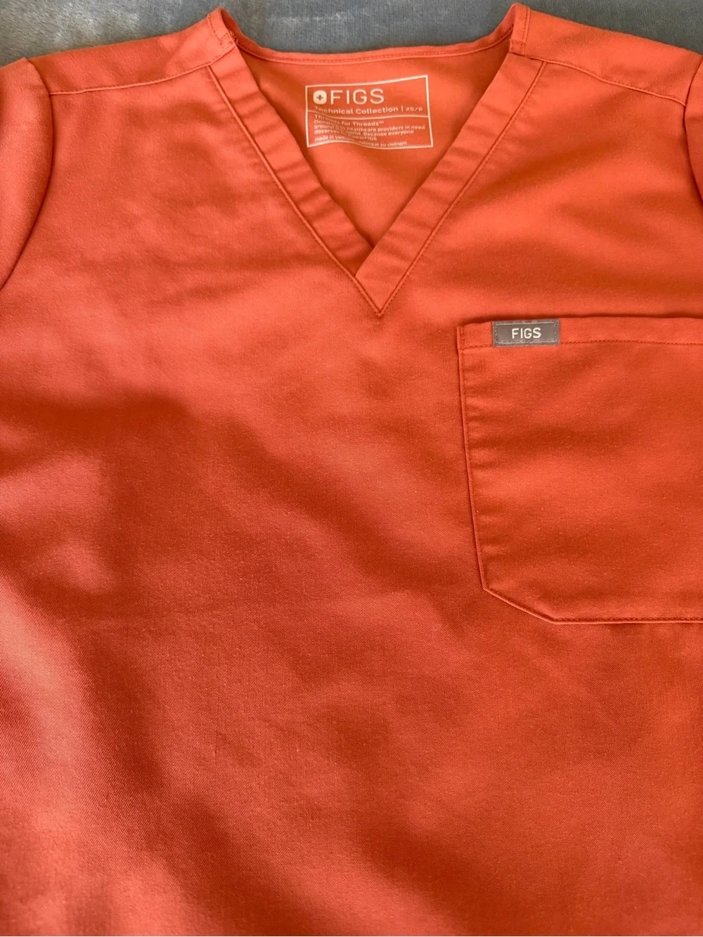 Figs Catarina One-Pocket in Terracotta Short Sleeve Scrub Top Size XS/P